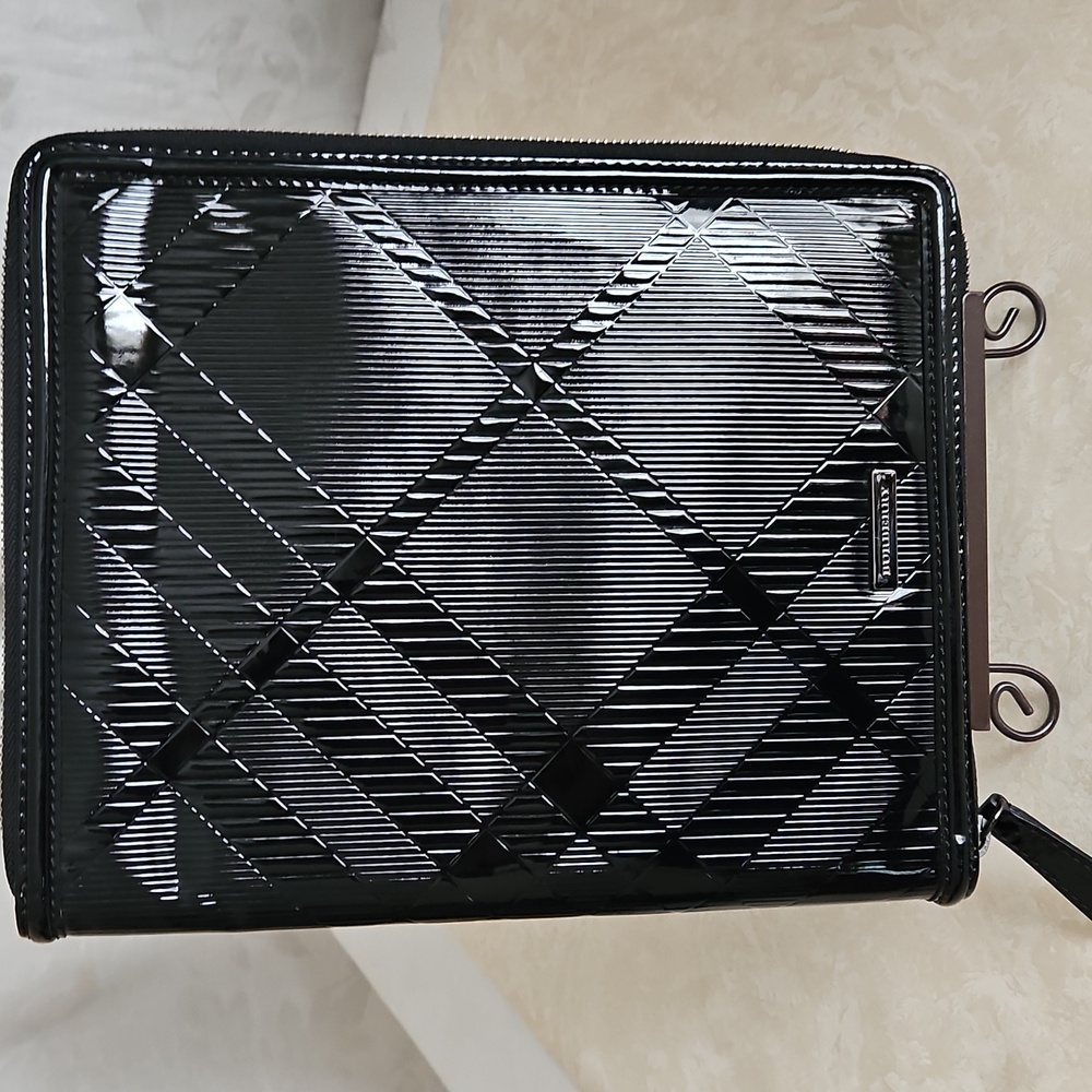 Burberry IPad Tablet Case, 8" X 9.5"